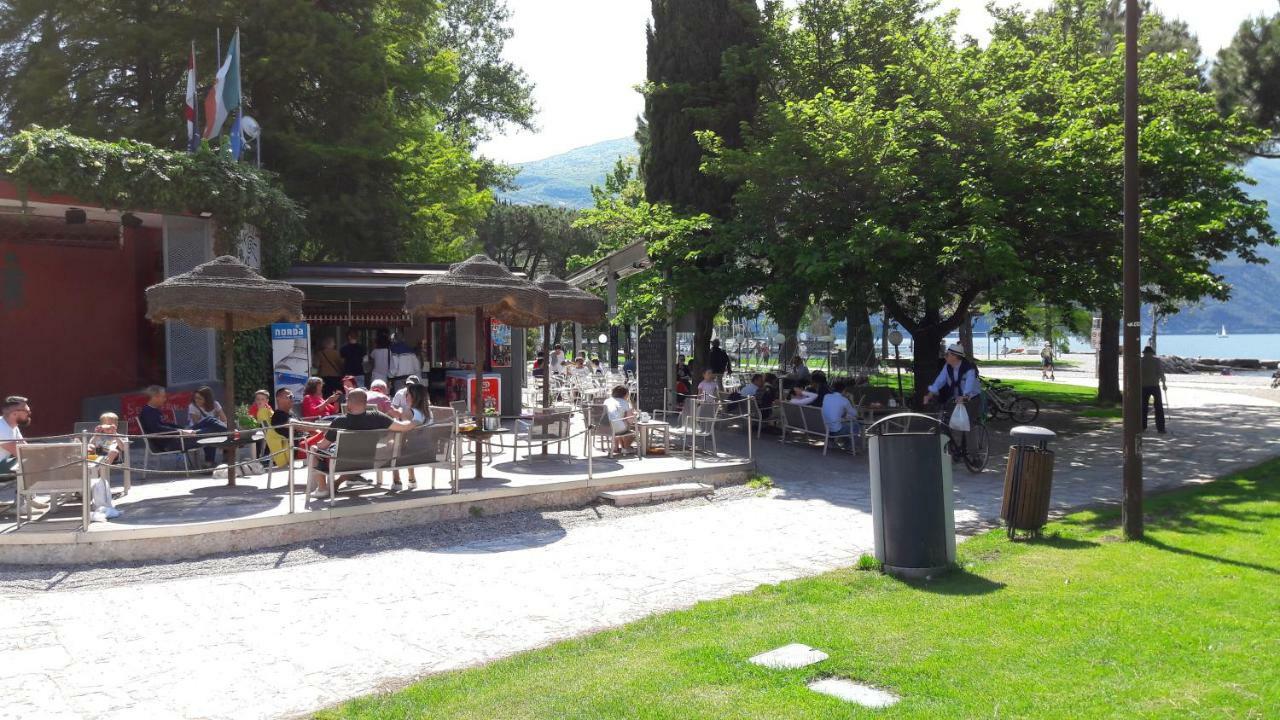 Garda Blu Apartment Riva del Garda Kültér fotó