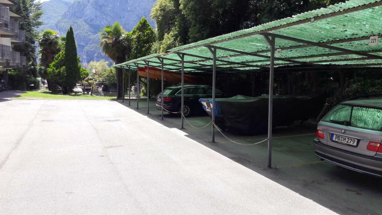 Garda Blu Apartment Riva del Garda Kültér fotó