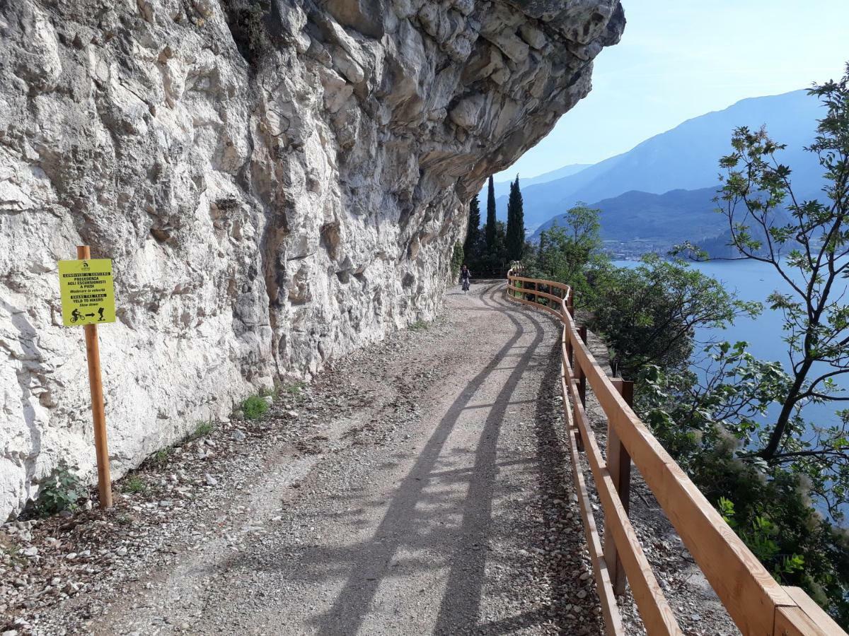 Garda Blu Apartment Riva del Garda Kültér fotó